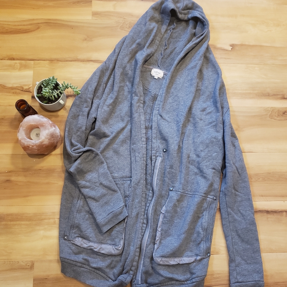 Wilfred Grey Sweater